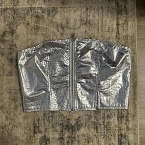 SHEIN Metallic Silver Strapless Top